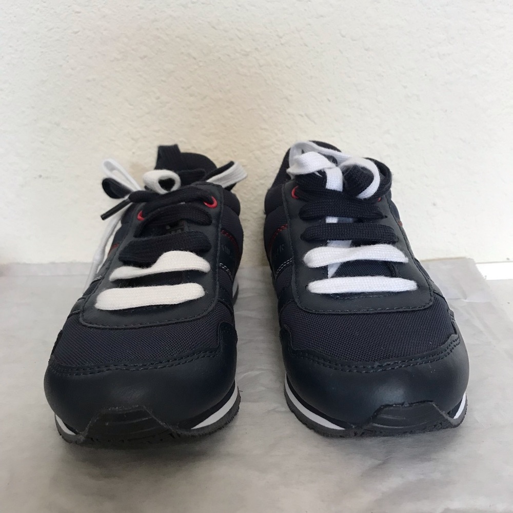 Tommy Hilfiger Unisex Jogger Kids Sneaker Shoe